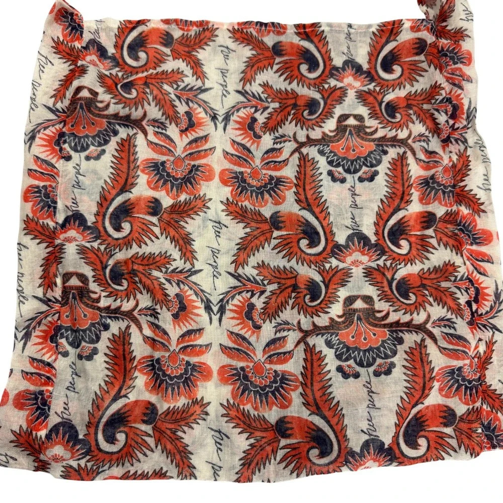 Free People Floral Print‎ Tote Bag Red White Boho Bohemian Shoulder Bag